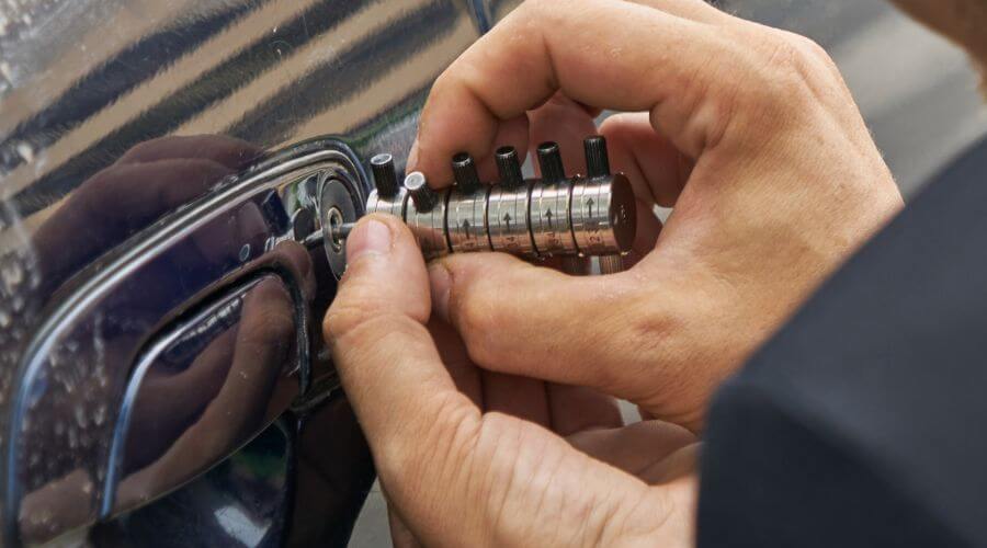 Professional New roof installation in Middletown, CA